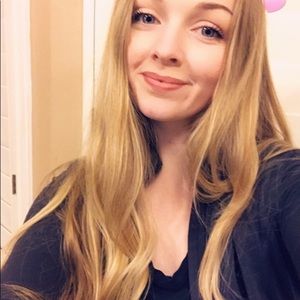 Meet your Posher, Crystal